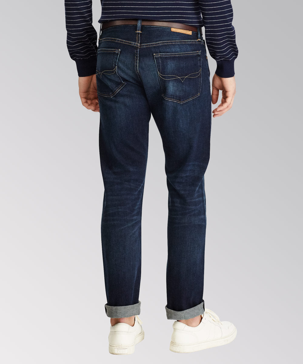 Modern Fit Five-Pocket Stretch Jeans